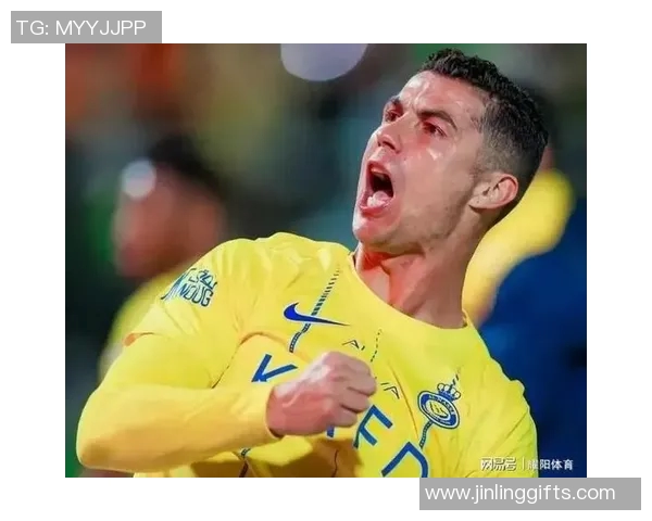 足球明星眼睛歪了的搞笑瞬间引发网友热议与创意表情包大赛